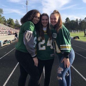 Meet your Posher, Victoria